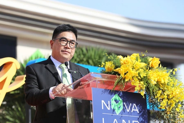 CEO Novaland nhận lương 460 triệu đồng/tháng