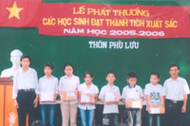 Sẽ trao thưởng cho học sinh thi đỗ ĐH, CĐ