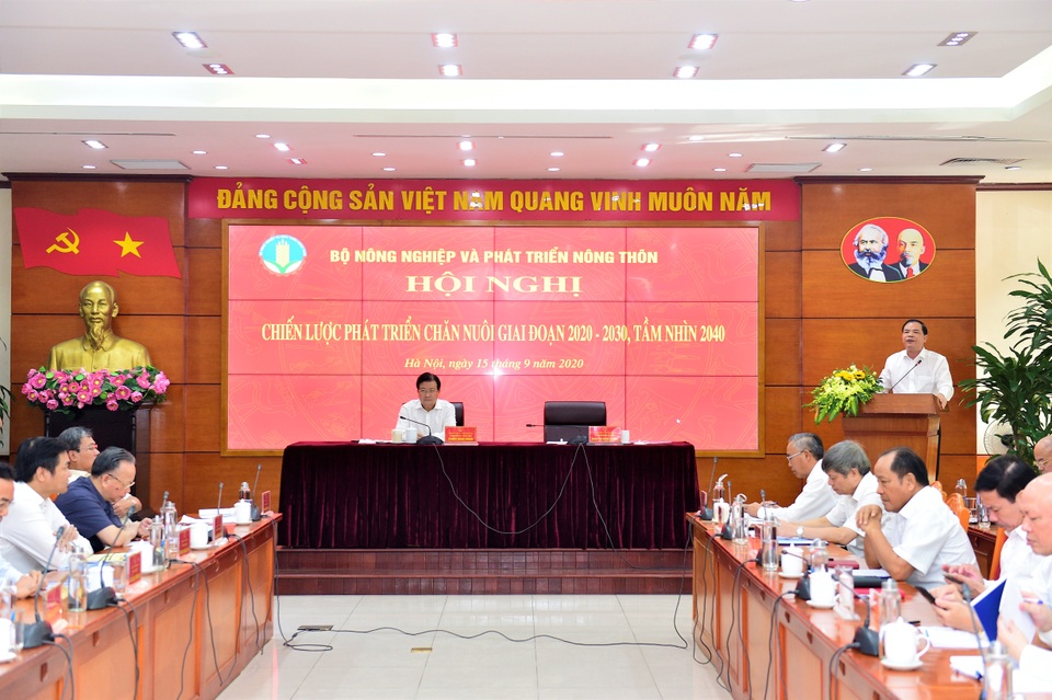 Cần một chiến lược bài bản, có tầm nhìn cho ngành chăn nuôi Việt Nam - 1 Cần một chiến lược bài bản, có tầm nhìn cho ngành chăn nuôi Việt Nam - 1