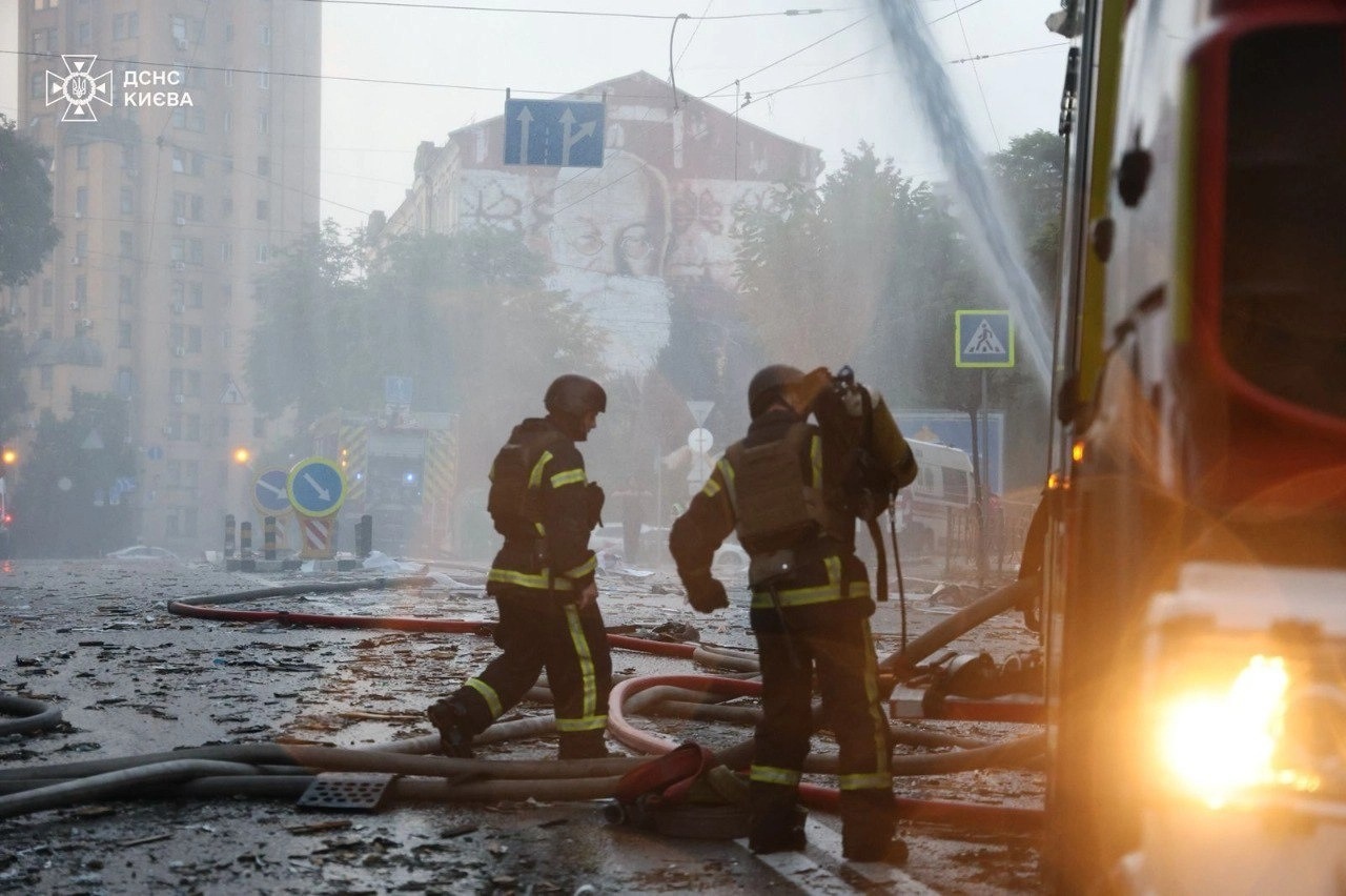 Ukraine hứng chịu thiệt hại lớn sau đòn hỏa lực dồn dập của Nga - 2