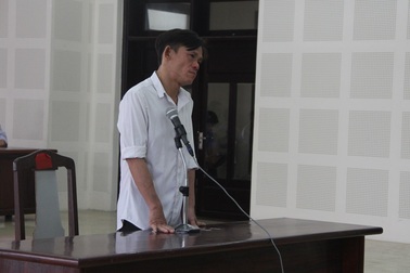 Được cho tại ngoại chữa bệnh, vẫn tiếp tục bán heroin