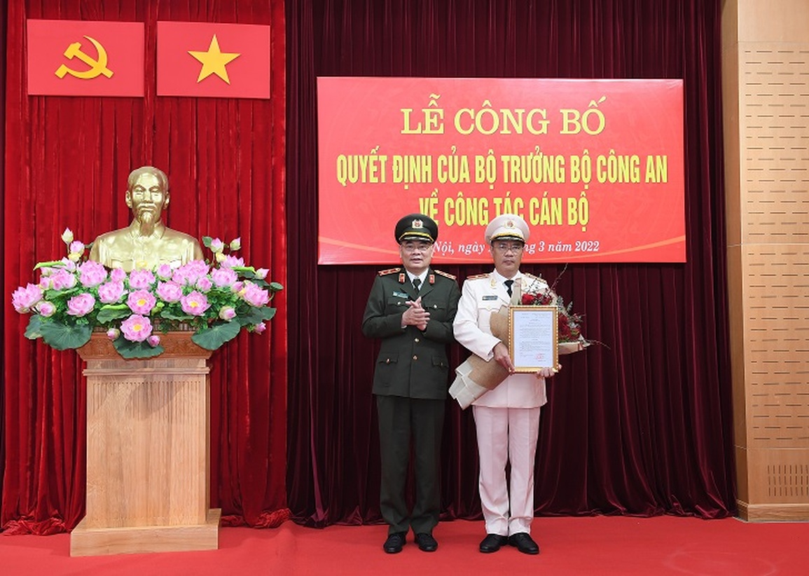 Phó Giám đốc Công an TPHCM làm Phó Chánh Văn phòng Bộ Công an - 1 Phó Giám đốc Công an TPHCM làm Phó Chánh Văn phòng Bộ Công an - 1
