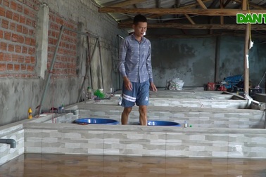 Chàng trai trẻ kiếm nửa tỷ đồng mỗi năm nhờ nuôi lươn không bùn