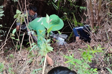 Du khách lăn nhiều vòng xuống vực 25m ở Lào Cai và phút giải cứu căng thẳng