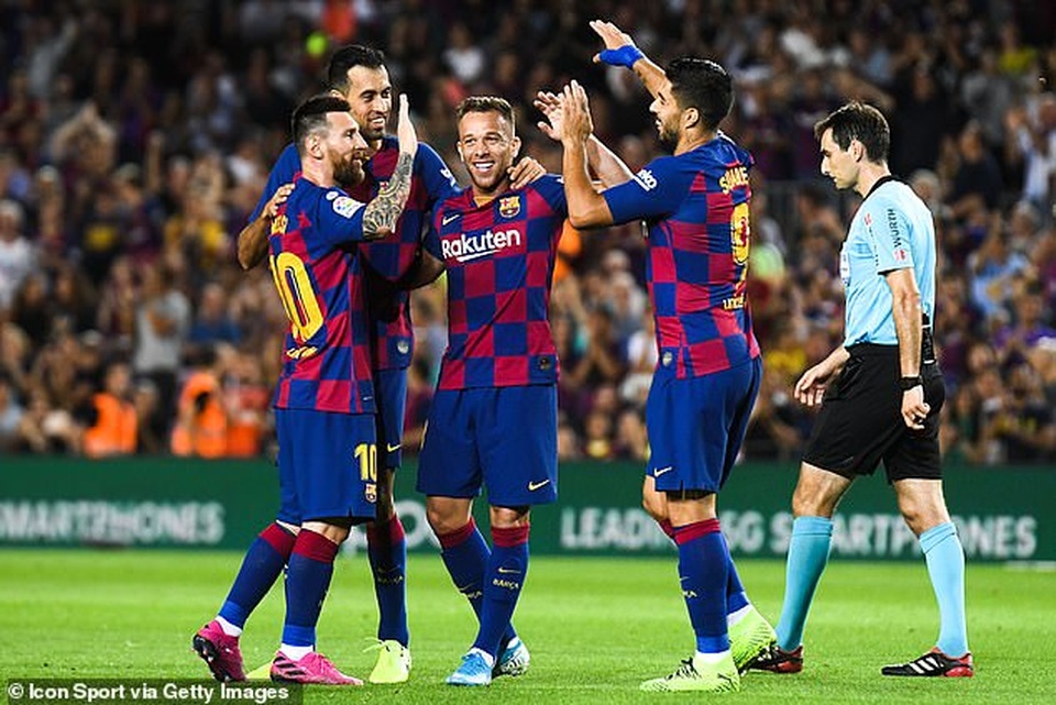 Trong cơn hỗn loạn, Barcelona có thể vượt ải Villarreal? - 2 Trong cơn hỗn loạn, Barcelona có thể vượt ải Villarreal? - 2