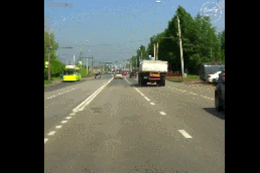 Những tình huống giao thông kỳ lạ đến khó tin