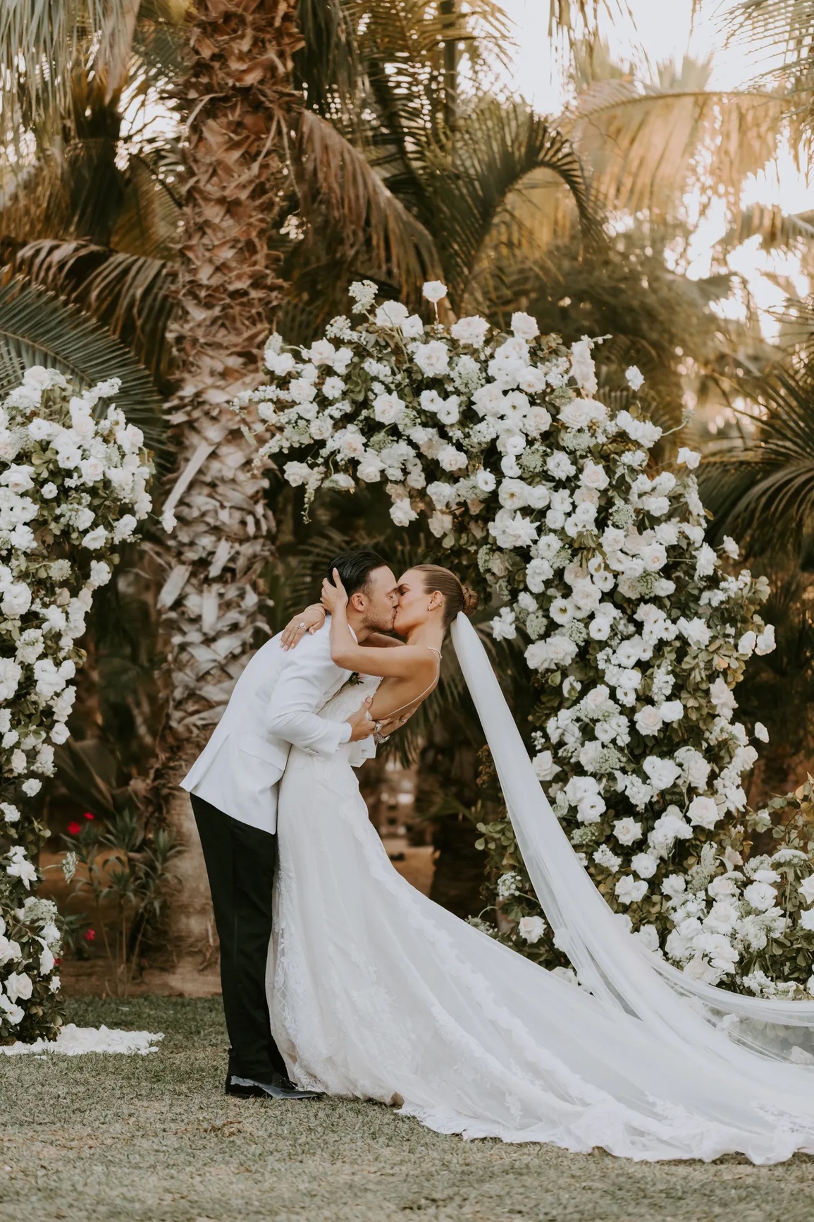 Ảnh cưới đẹp như mơ của thiên thần nội y Josephine Skriver - 6 Ảnh cưới đẹp như mơ của thiên thần nội y Josephine Skriver - 6