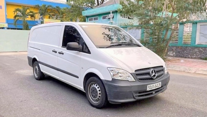 Mẫu xe Mercedes Van Vitoria đời 2013-2014 bị triệu hồi 53 chiếc tại Việt Nam do lỗi túi khí, nằm trong lệnh triệu hồi mới nhất được Cục Đăng kiểm phê duyệt