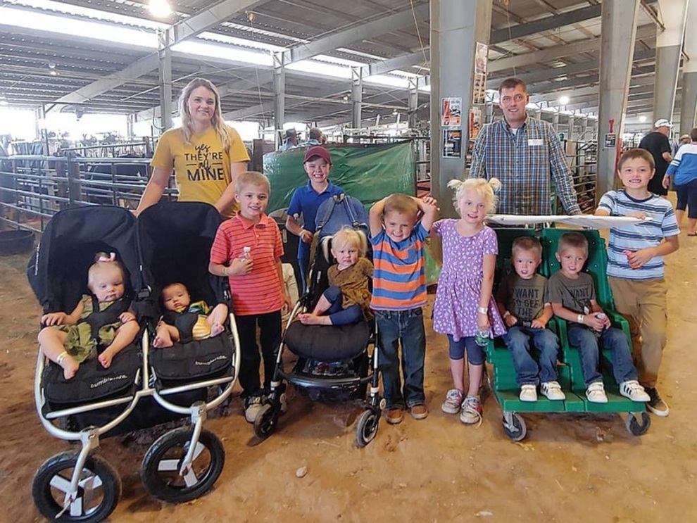 Cuộc sống của người phụ nữ sinh con lần thứ 12 ở tuổi... 37 - 1 Cuộc sống của người phụ nữ sinh con lần thứ 12 ở tuổi... 37 - 1