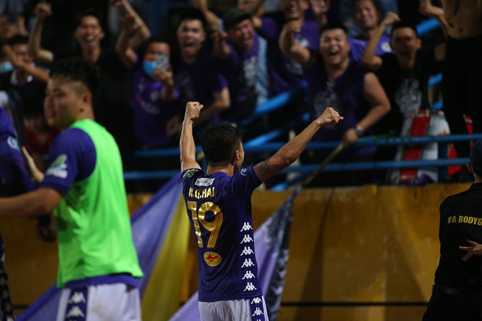 V-League trở lại sau dịch Covid-19, nhiều đội bóng mở cửa đón khán giả - 1 V-League trở lại sau dịch Covid-19, nhiều đội bóng mở cửa đón khán giả - 1
