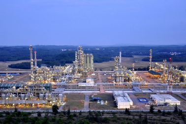 Petrovietnam: Khai thác dầu thô, sản xuất xăng dầu tăng trưởng, đáp ứng nhu cầu