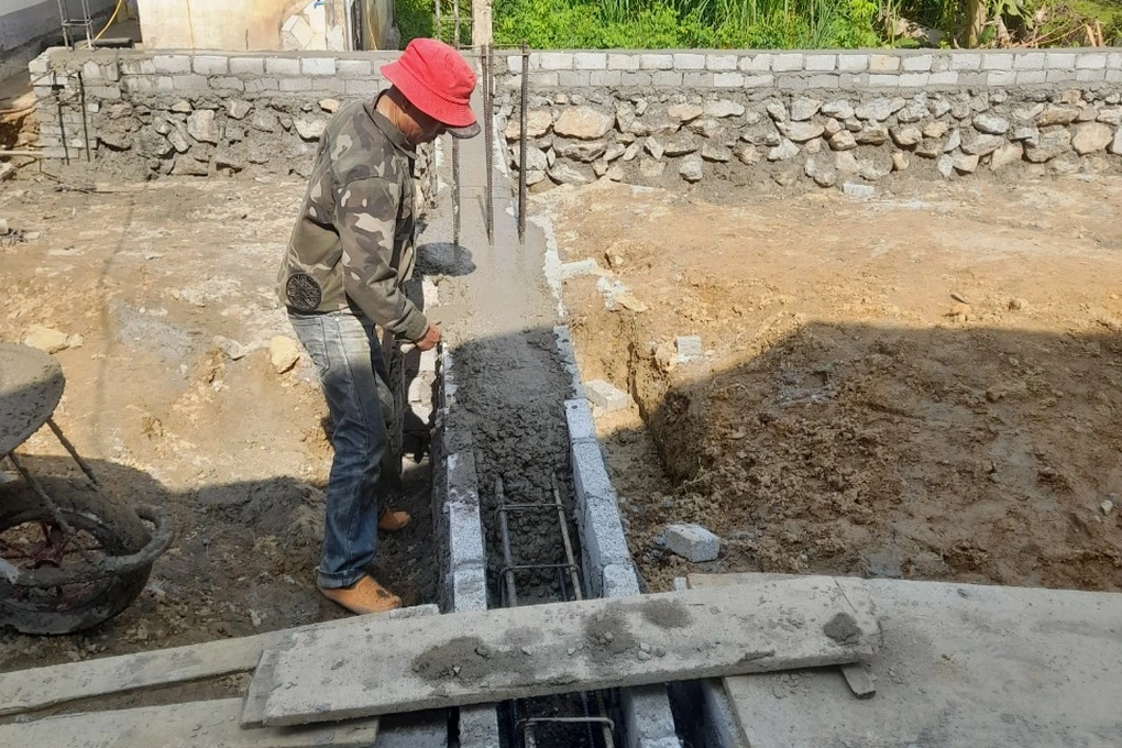 Hình ảnh mới công trình điểm trường Dân trí tại vùng chảo lửa miền Trung - 3 Hình ảnh mới công trình điểm trường Dân trí tại vùng chảo lửa miền Trung - 3