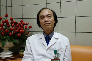 Sốt nhẹ, mũi xanh đặc có cần dùng kháng sinh?