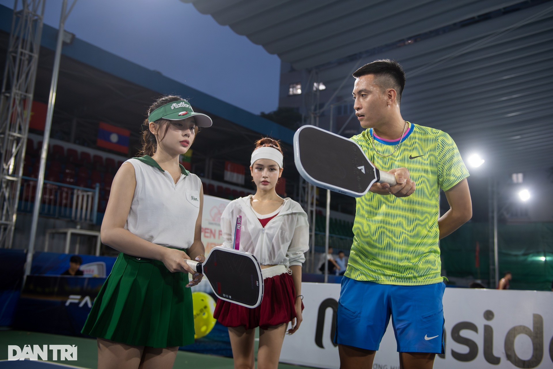 Những bóng hồng xinh đẹp trên sân pickleball ở Hà Nội - 11