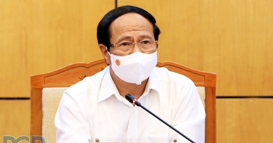 Công nhân Bắc Giang phải được tiêm vắc xin trước khi đi làm trở lại - 1 Công nhân Bắc Giang phải được tiêm vắc xin trước khi đi làm trở lại - 1