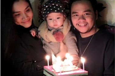 Siêu mẫu Trang Nhung hạnh phúc đón sinh nhật giáp Tết