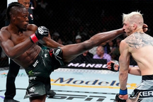 Võ sĩ trả giá đắt sau chiến thắng nhọc nhằn trước đối thủ