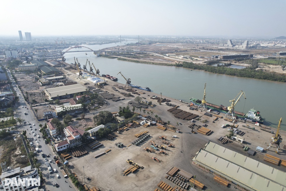 Cảng 150 tuổi ở Hải Phòng sắp hoàn thành sứ mệnh lịch sử - 6 Cảng 150 tuổi ở Hải Phòng sắp hoàn thành sứ mệnh lịch sử - 6