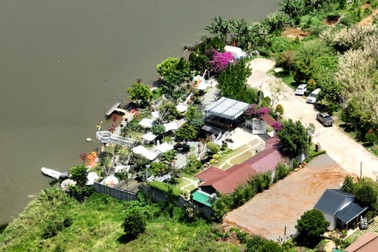 Diễn biến mới vụ quán cà phê trên đất nông nghiệp của nguyên cán bộ toà án