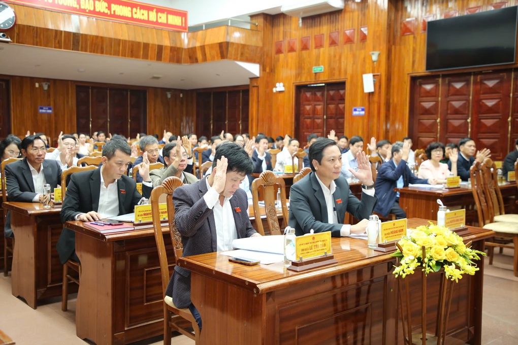 Hội thẩm Tòa án nhân dân tỉnh bị bãi nhiệm vì vi phạm pháp luật - 1