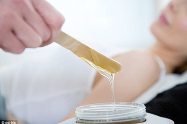 Tẩy lông vùng bikini làm tăng nguy cơ lây truyền bệnh tình dục