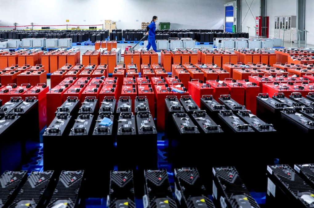 Pin thể rắn giá rẻ của Trung Quốc - bước đột phá cho ngành xe điện? - 1 Pin thể rắn giá rẻ của Trung Quốc - bước đột phá cho ngành xe điện? - 1