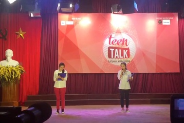 Học sinh cấp 3 vừa tư duy hùng biện vừa nói tiếng Anh “như gió”