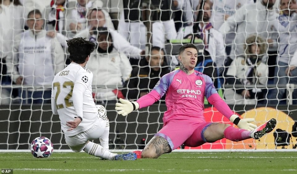 Những khoảnh khắc Man City hạ gục Real Madrid tại Bernabeu - 11 Những khoảnh khắc Man City hạ gục Real Madrid tại Bernabeu - 11