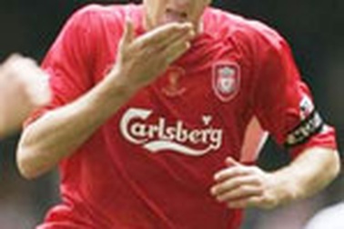 Eriksson: "Gerrard có thể sẽ chơi tiền đạo"