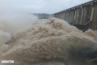Chuyên gia cảnh báo khi thủy điện Sông Ba Hạ xả lũ cực lớn