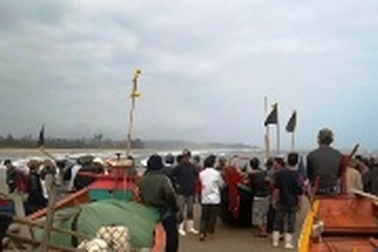 Đánh bắt cá, phát hiện thi thể một ngư dân mắc lưới