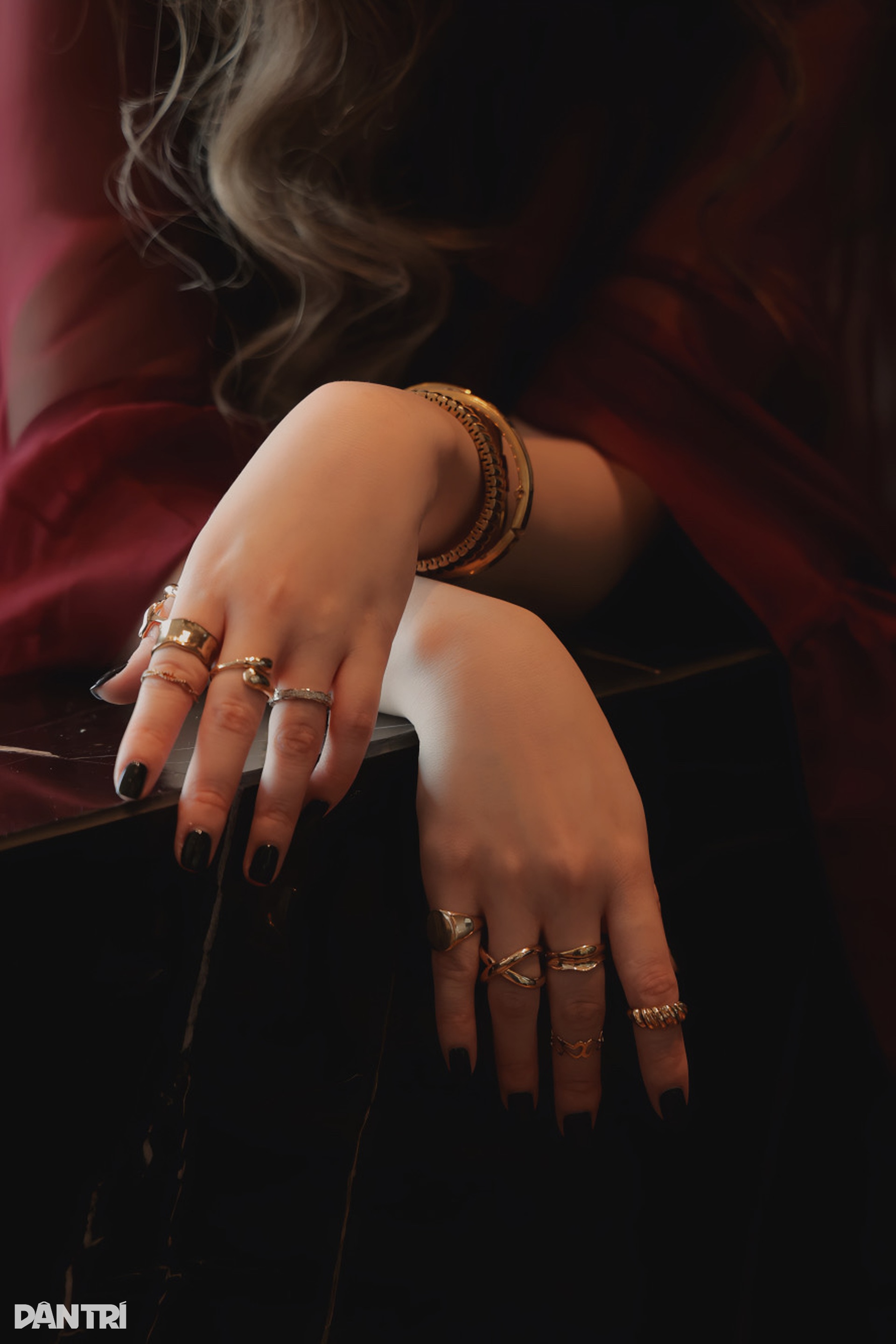 Người mẫu khoe sắc vóc gợi cảm, gợi ý mặc đẹp dự tiệc tối - 6