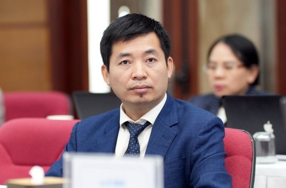 Penggabungan universitas: Akankah ada gelombang dosen pindah dari perguruan tinggi negeri ke perguruan tinggi swasta? - 6 Sáp nhập đại học: Sẽ có làn sóng dịch chuyển giảng viên từ công sang tư? - 6