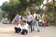 Phóng viên quốc tế chạy đua "săn tin" trước thềm Hội nghị Mỹ - Triều Tiên ở Hà Nội