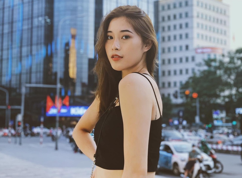 Người đẹp bóng chuyền Thu Huyền chính thức thanh lý hợp đồng - 1 Người đẹp bóng chuyền Thu Huyền chính thức thanh lý hợp đồng - 1