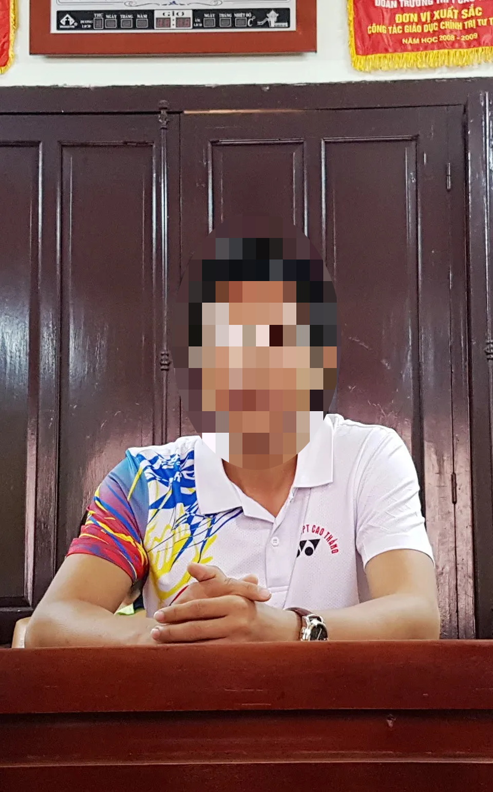 Thầy giáo bị phụ huynh tố nói nữ sinh “hàng to” trần tình sự việc - 3 Thầy giáo bị phụ huynh tố nói nữ sinh “hàng to” trần tình sự việc - 3