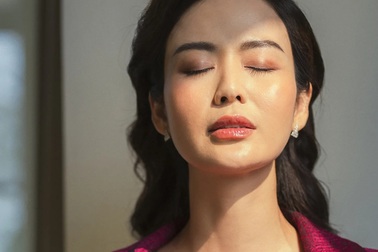 Hoa hậu Thu Thuỷ trải lòng về chuyện tái hôn và quá khứ trầm cảm nặng nề