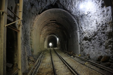 Những hầm đường sắt trăm năm tuổi ở Quảng Bình