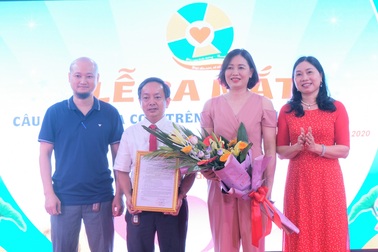 “Dĩa cơm trên tường” với cả nghìn suất cơm miễn phí