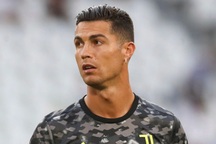 C.Ronaldo bỏ tập, nói lời chia tay Juventus