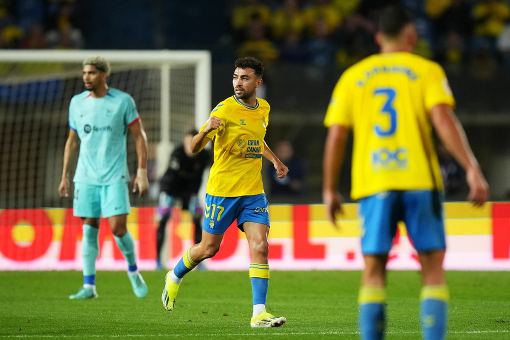 Barcelona thắng trận nhờ quả phạt đền ở phút bù giờ - 1 Barcelona thắng trận nhờ quả phạt đền ở phút bù giờ - 1