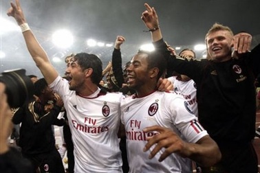 AC Milan chính thức trở thành tân Vô địch Serie A