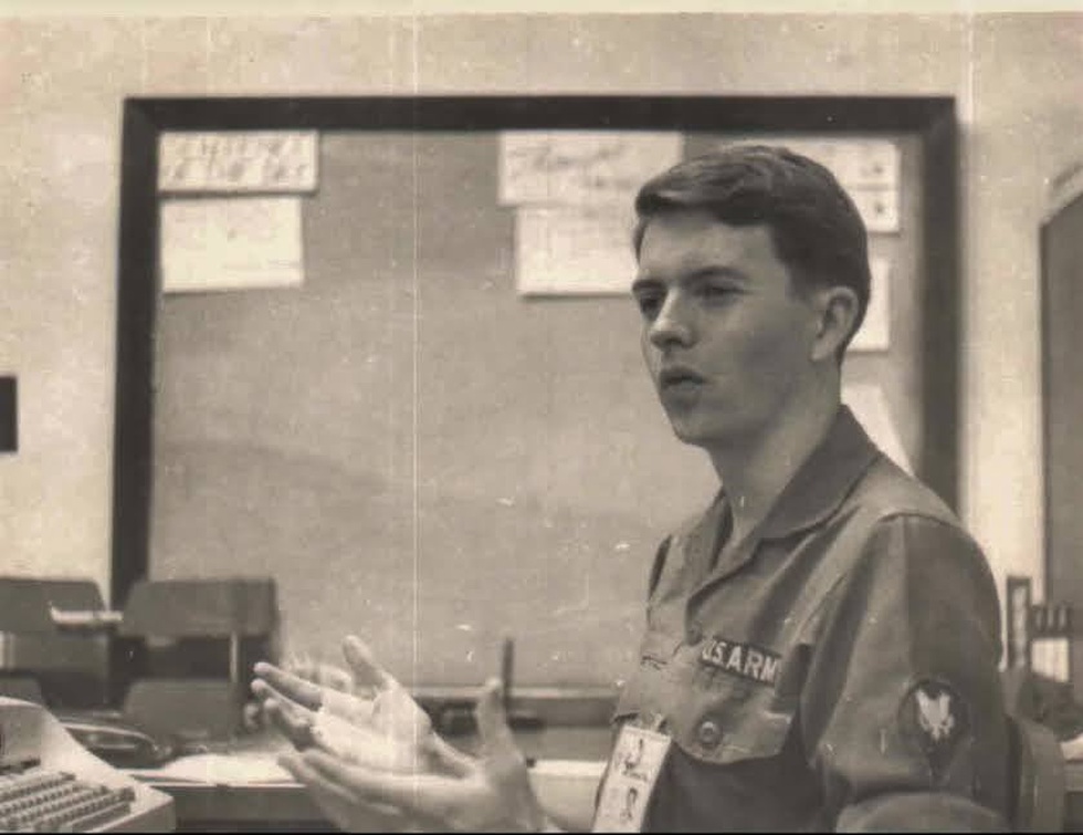 Cựu sĩ quan tình báo Mỹ: Người Việt đã làm những điều kỳ diệu - 1 Cựu sĩ quan tình báo Mỹ: Người Việt đã làm những điều kỳ diệu - 1