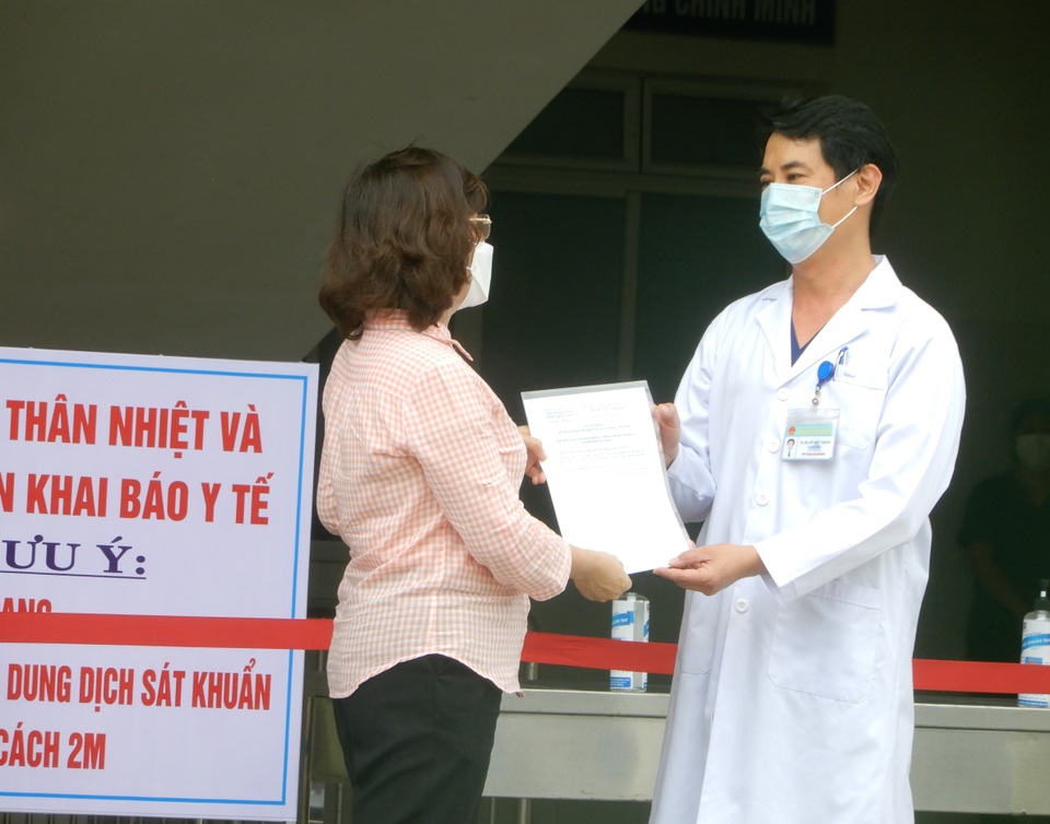 Gỡ phong tỏa Bệnh viện Đà Nẵng sau một tháng cách ly - 1 Gỡ phong tỏa Bệnh viện Đà Nẵng sau một tháng cách ly - 1