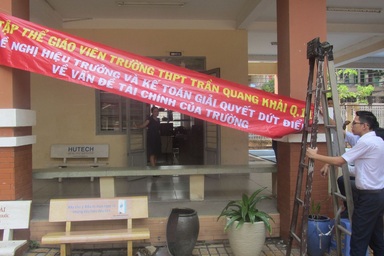 Vụ giáo viên treo băng rôn: Lãnh đạo Sở GD-ĐT TPHCM mong muốn giáo viên bình tĩnh