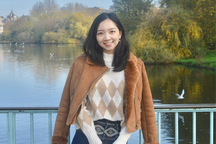 Nữ du học sinh thực tập tại cơ quan quản lý chính sách hàng đầu London