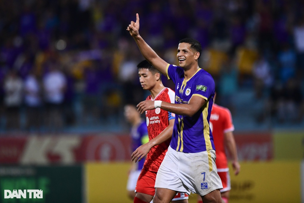 Thắng Viettel, CLB Hà Nội tiến dần ngôi vô địch V-League - 3