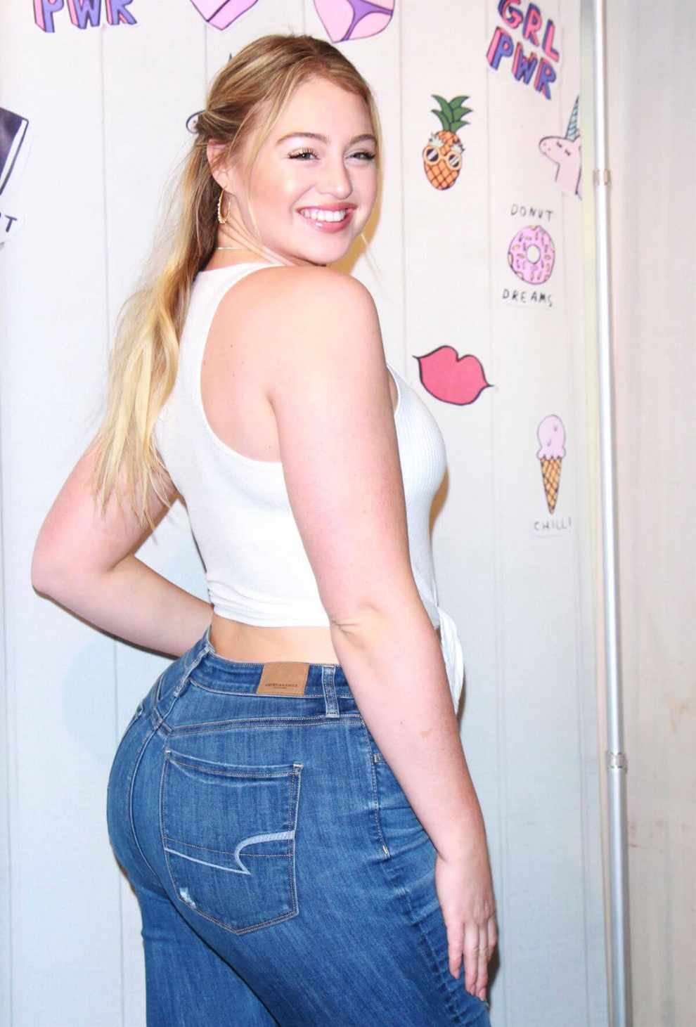 Câu chuyện về siêu mẫu xinh đẹp nặng gần... 90 kg - 5 Câu chuyện về siêu mẫu xinh đẹp nặng gần... 90 kg - 5