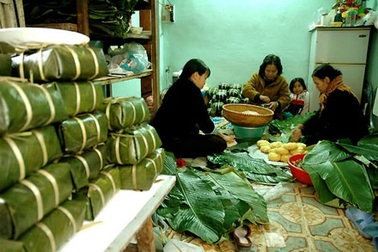 Phong vị Tết có mai một? 