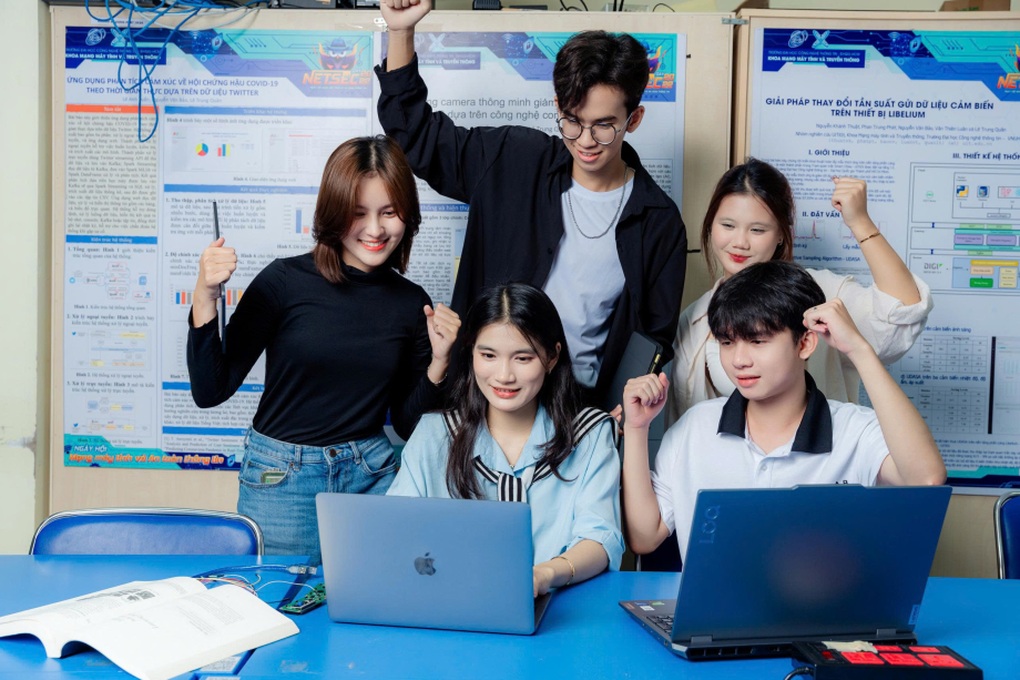 Điểm chuẩn ngành khoa học máy tính “trồi sụt” trong 3 năm qua - 3 Điểm chuẩn ngành khoa học máy tính “trồi sụt” trong 3 năm qua - 3